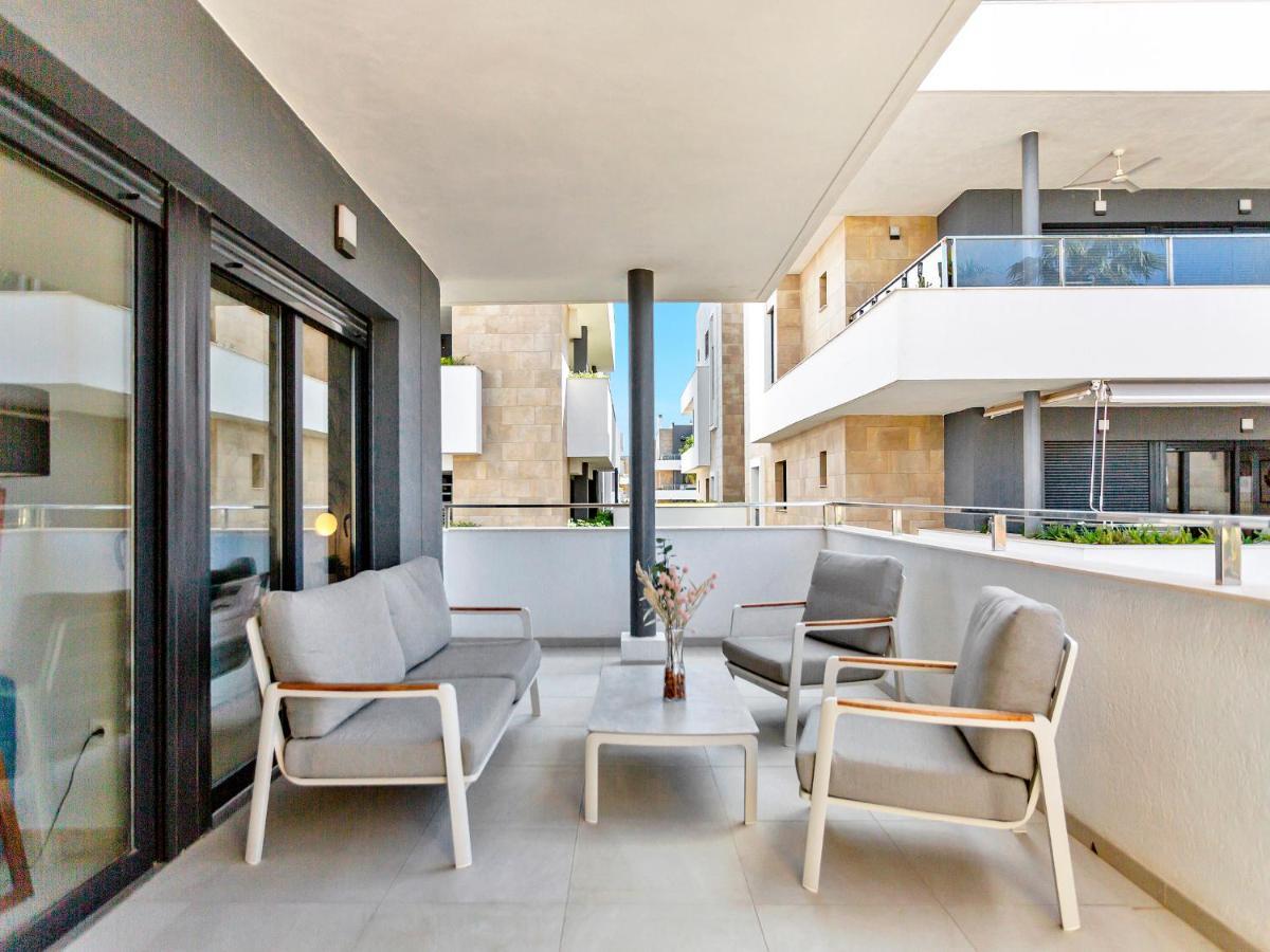Lovely First Floor Apartment, Heating Pool ! Alicante Zewnętrze zdjęcie