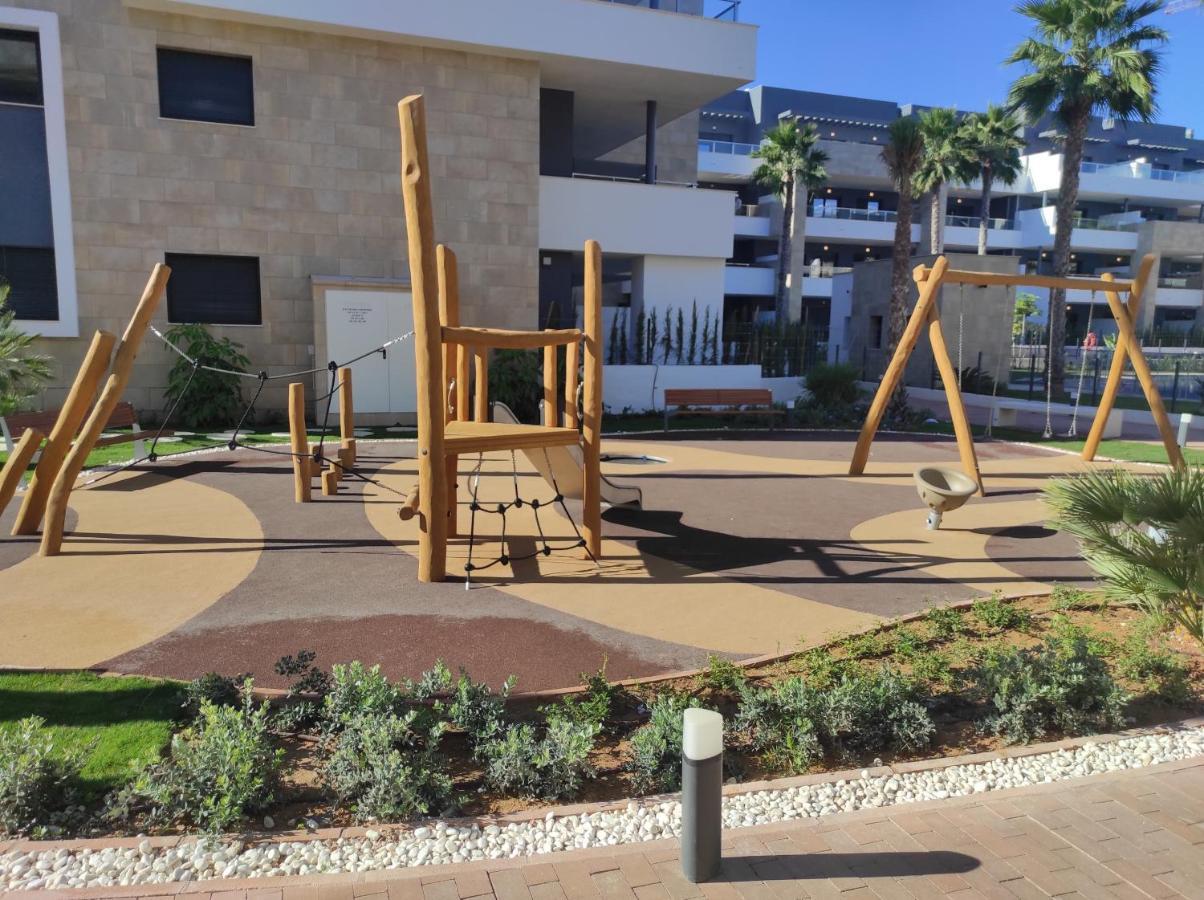 Lovely First Floor Apartment, Heating Pool ! Alicante Zewnętrze zdjęcie
